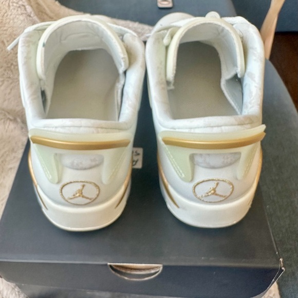 Jordan Air Jordan 1 Mid SE Craft - Obsidian and White main image 5